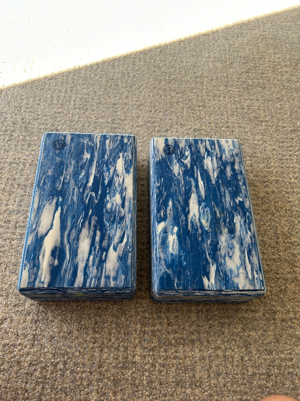 lululemon Lift and Lengthen Yoga Block *Marbled in a blue and white